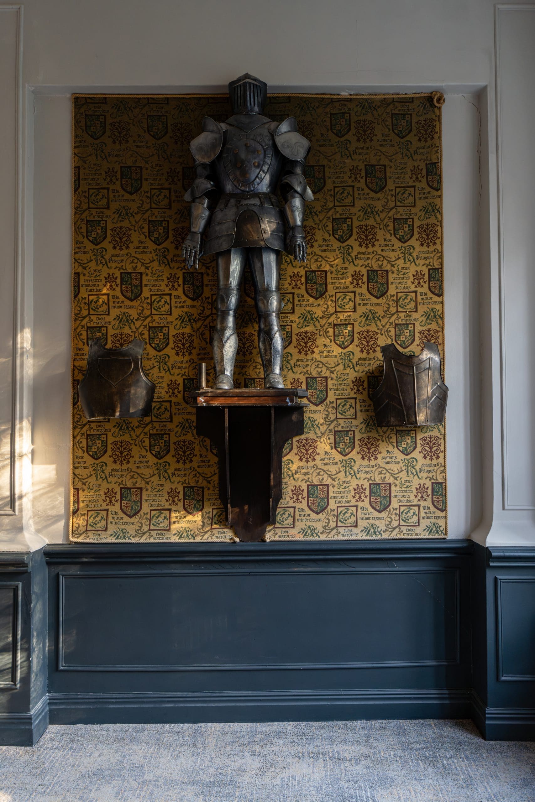 Coombe Abbey room