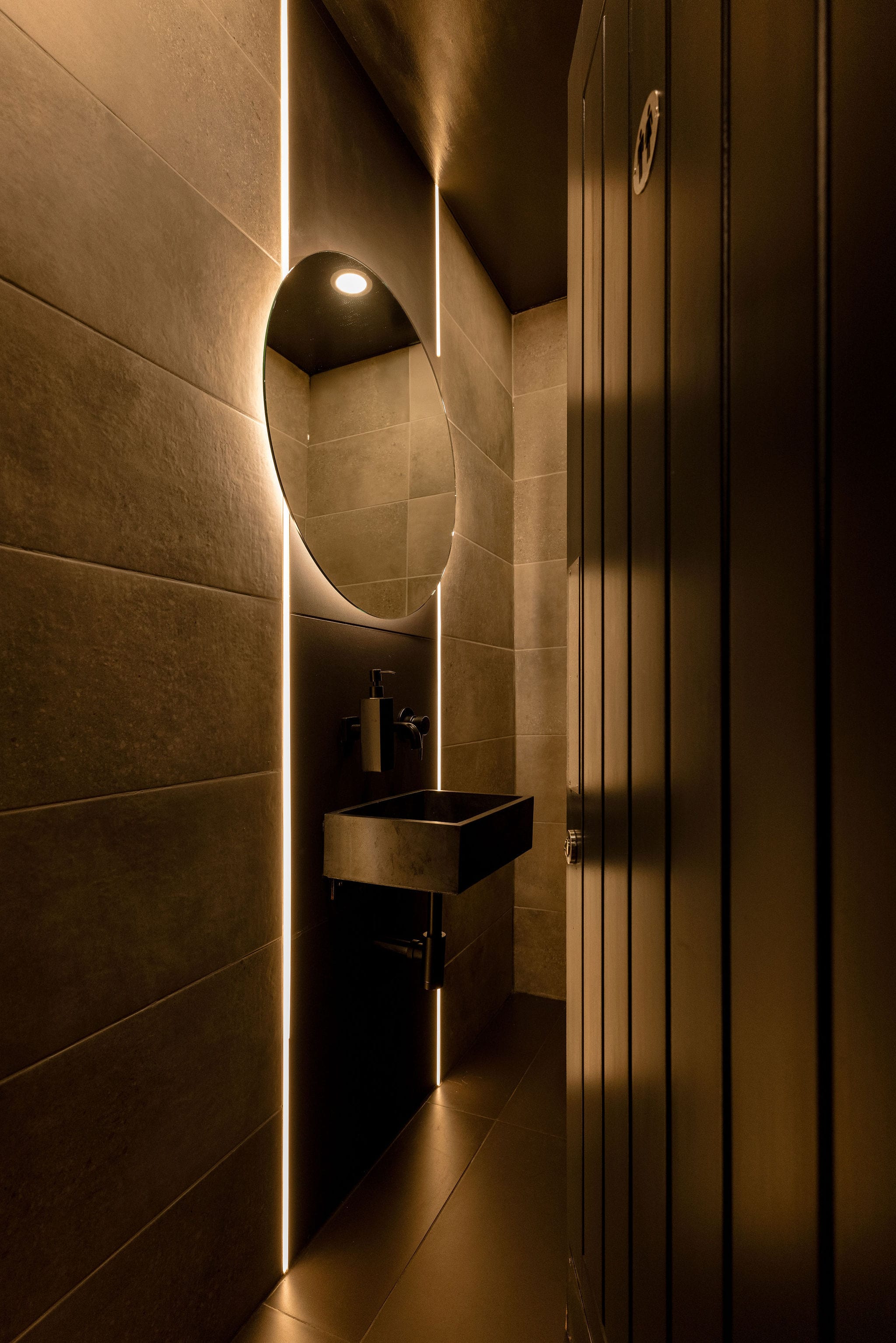 House of Dental bathrooms