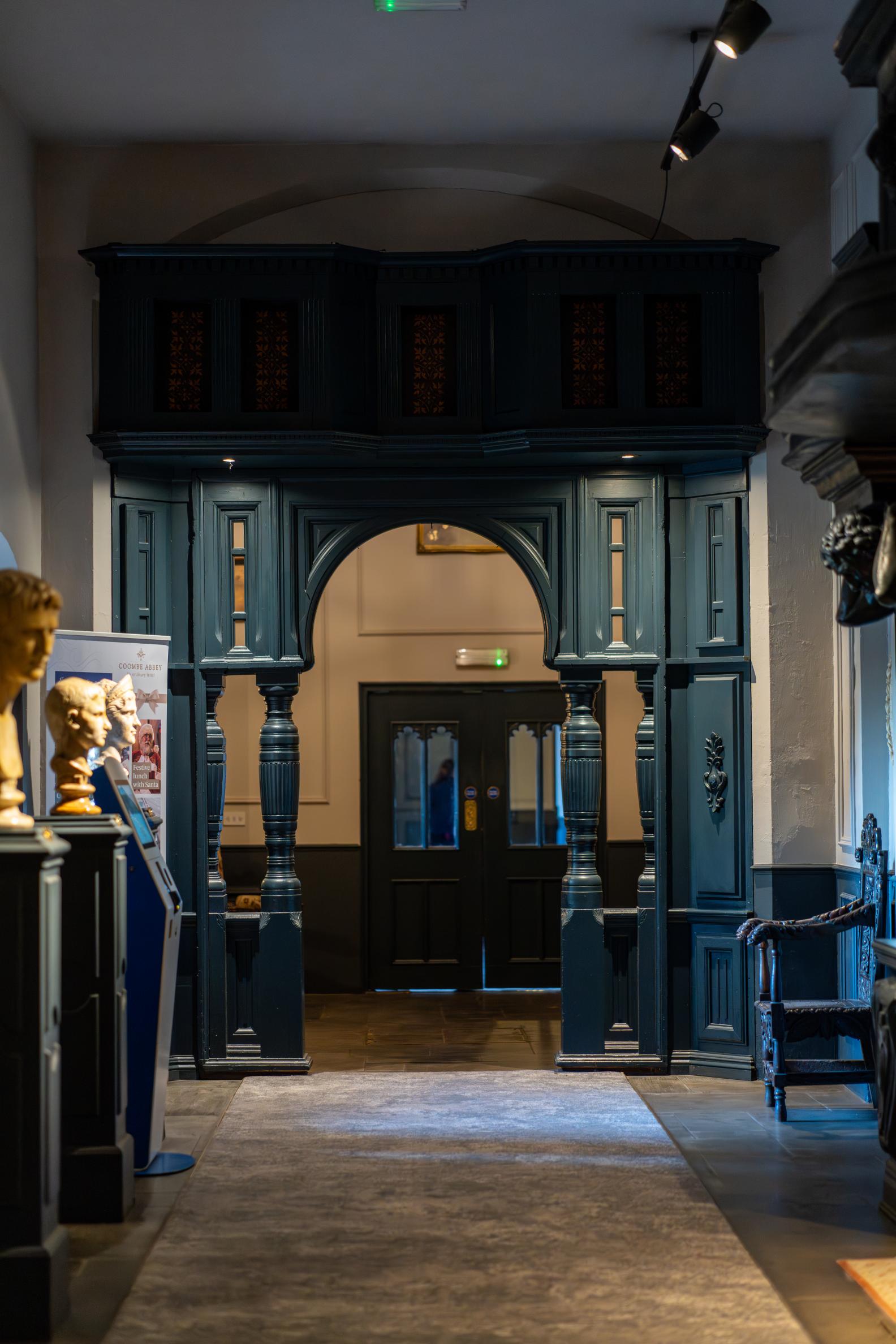 Coombe Abbey room