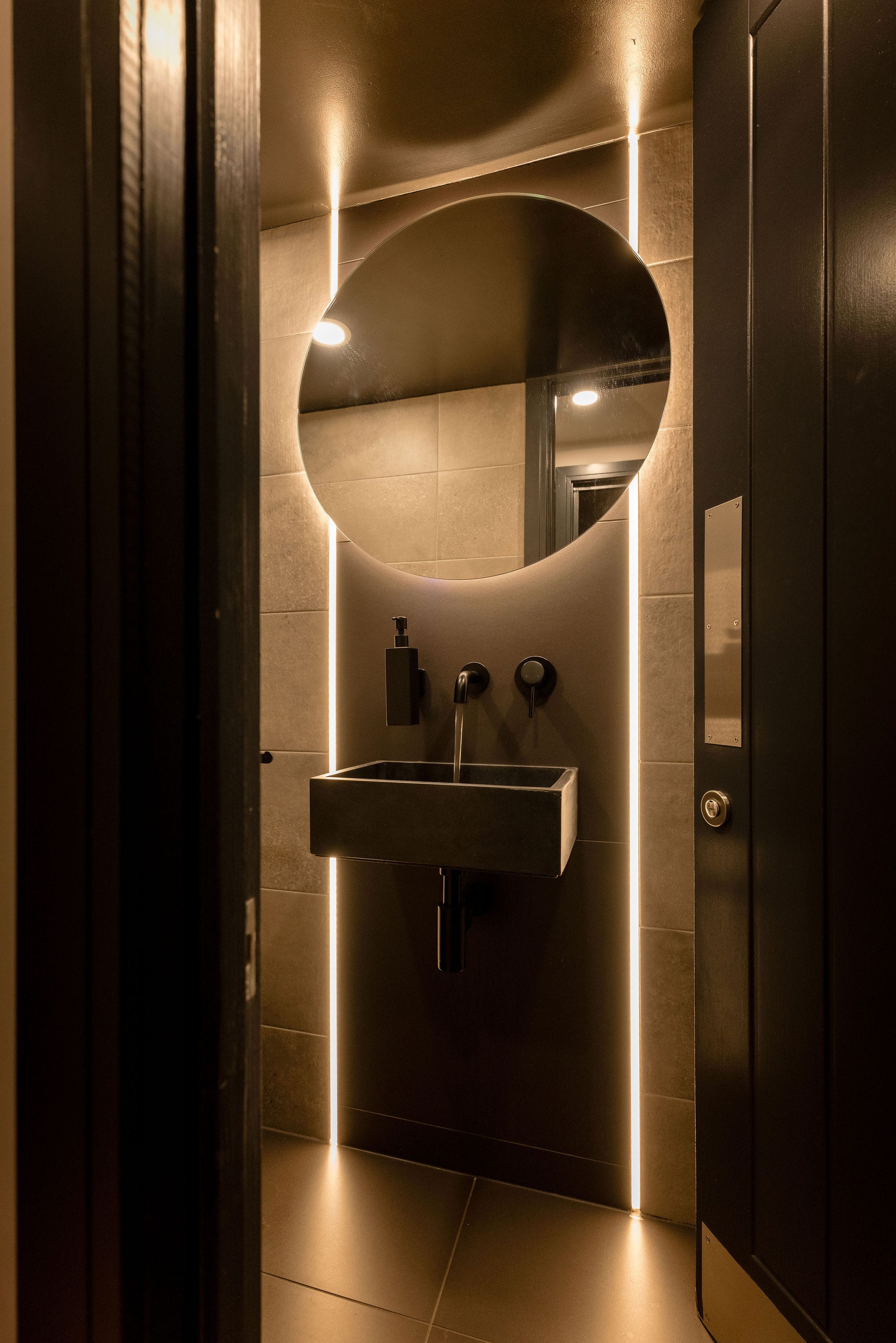 HOUSE OF DENTAL interior